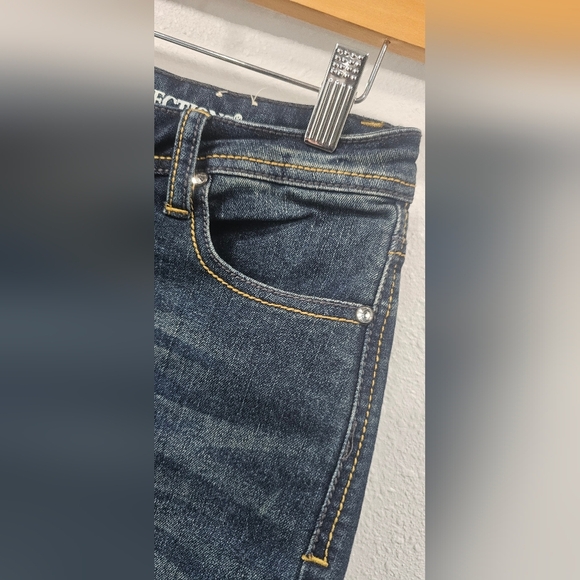 Natural Reflections Women's Jean Shorts Embellished Camo Pockets Size 2 NEW - Picture 2 of 14